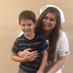 Meet your Posher, Makalah